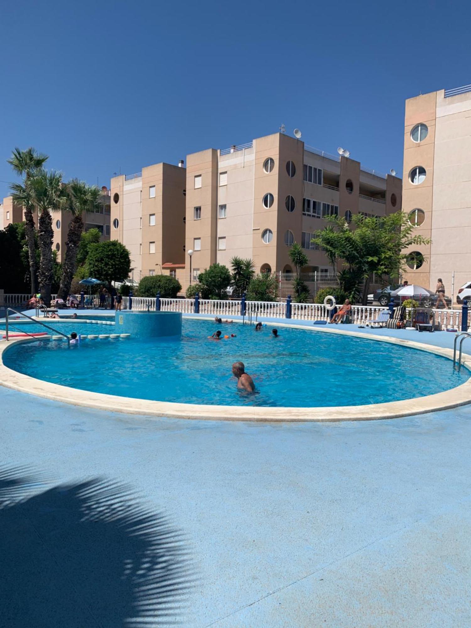 Tres Beau T4 Torrevieja Renove Et Moderne Apartment Екстериор снимка